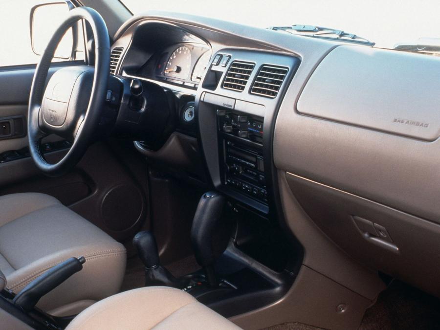  Toyota 4Runner 1996 года  (фото 3 из 12)